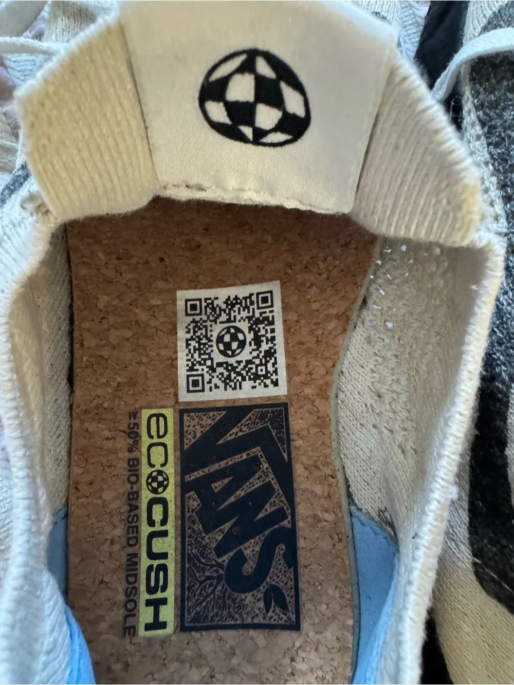 Vans Ultrarange Knit Men's Sneakers in Cream and Black